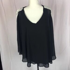 🏆 Judith March Black Blouse